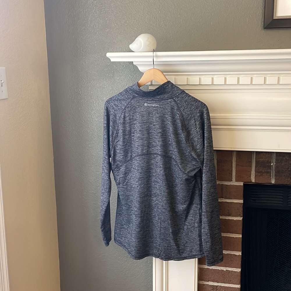 Champion Performance Pull Over - image 2